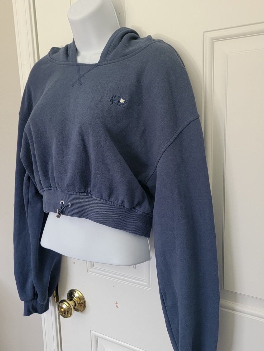 For Love And Lemons Slate Blue Cropped Hoodie Cinched Waist Hem Size Medium - Picture 4 of 12